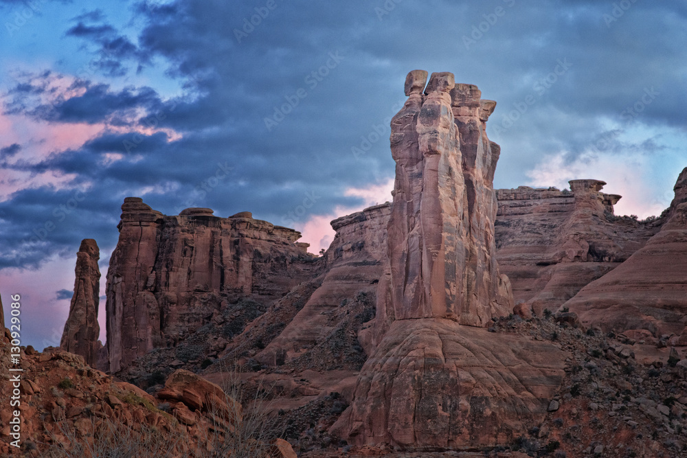 Fototapeta premium Three Gossips