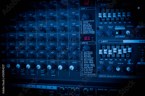 Mixer for Control of high-quality audio and equalizer volume.
