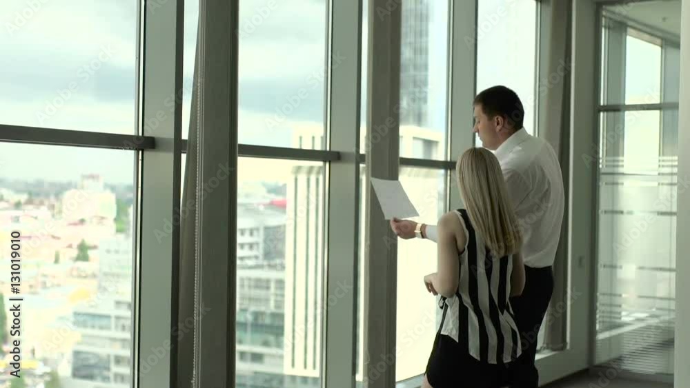 People to discuss the contents of the paper. People to discuss the contents of the paper.