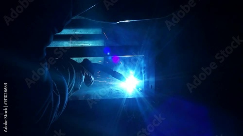 Machine For Cutting Sheet Metal In The Work