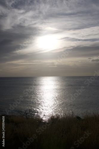 Fototapeta Naklejka Na Ścianę i Meble -  sun over the ocean