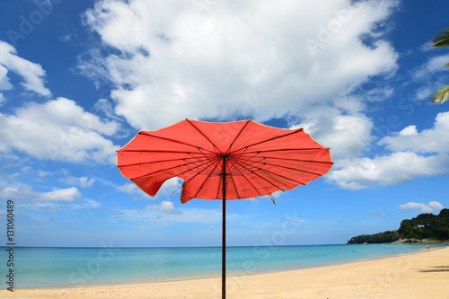 Fototapeta Naklejka Na Ścianę i Meble -  Beautiful sandy beach with umbrella 