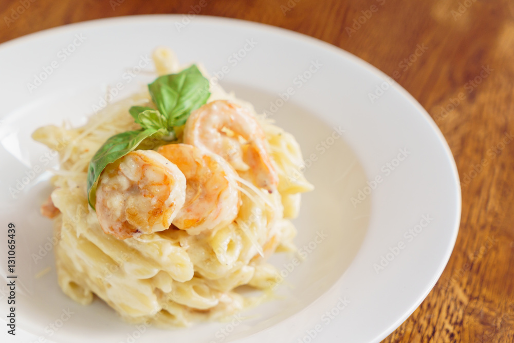 pasta with shrimps