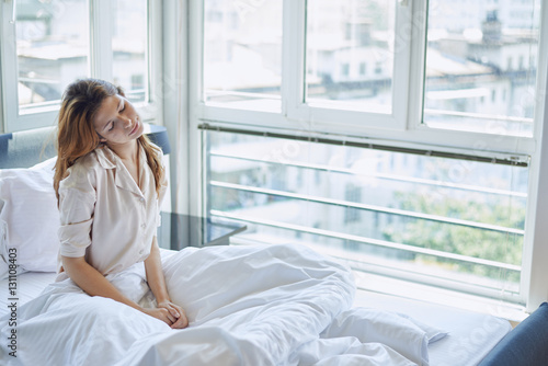 Neck pain in bed Free Download Neck pain in bed - GFXLoad