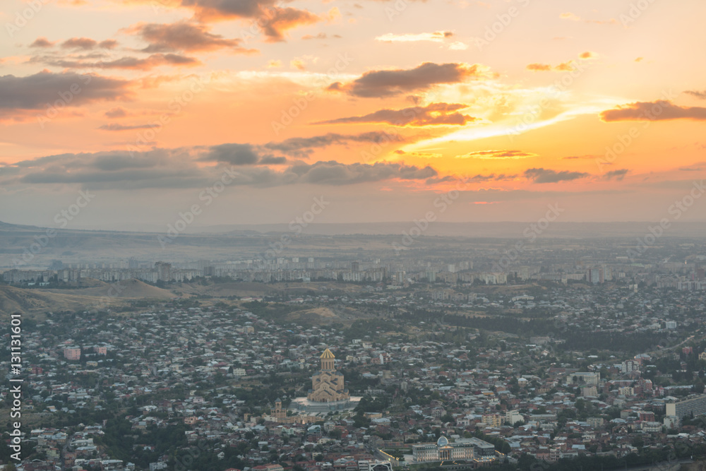 Obraz premium Beautiful panoramic view of Tbilisi at sunset, Georgia.