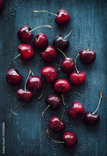 Washed red cherries 