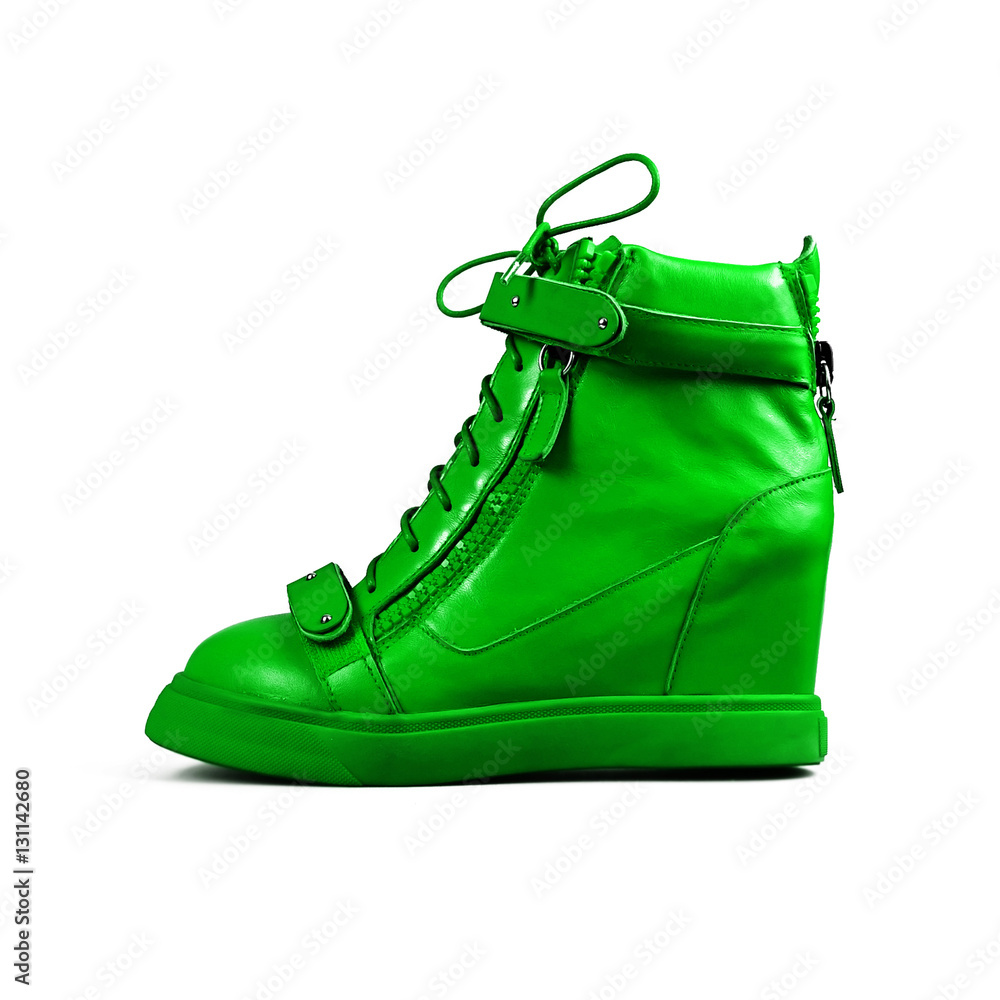 womens green athletic shoes