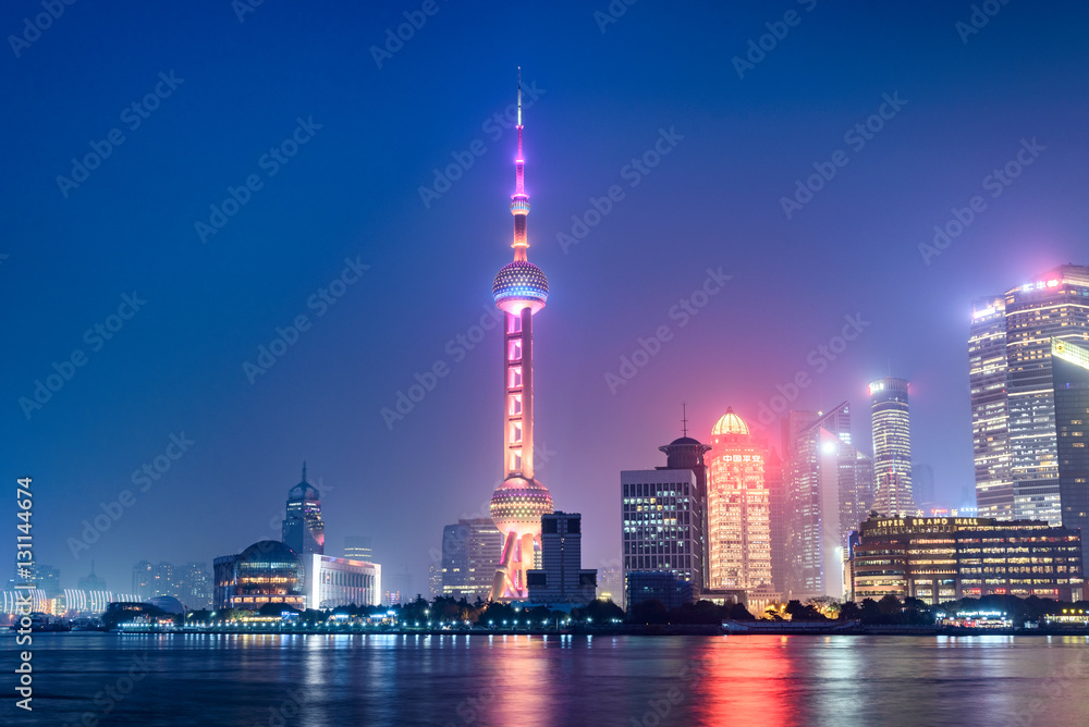 Fototapeta premium Pearl Tower Shanghai,China