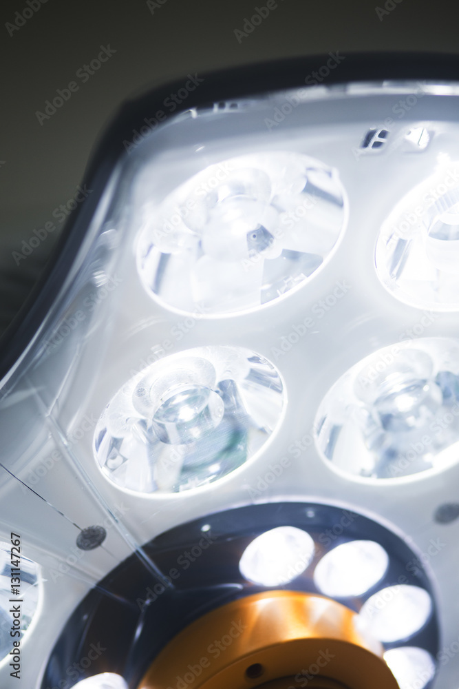 Operating room surgery light Operating room surgery light