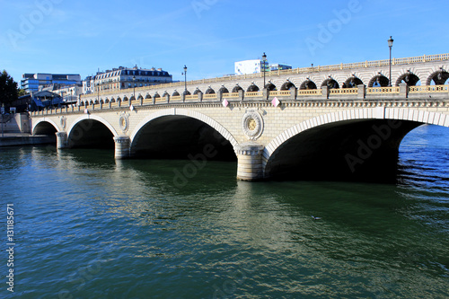 Paris - Pont de Bercy - Métro Aérien  © Studio Laure