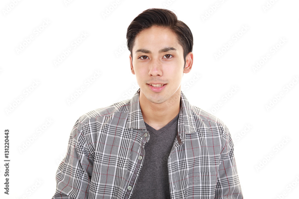 笑顔の男性
笑顔の男性