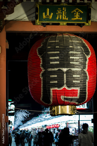 Gate in Asakusa © YAMAGUCHI Akira