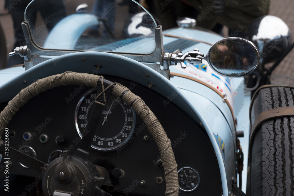 Fototapeta premium Steering wheel of old car