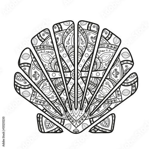 Vector illustration of a black and white shell mandala for coloring book, conchiglia mandala in bianco e nero da colorare vettoriale