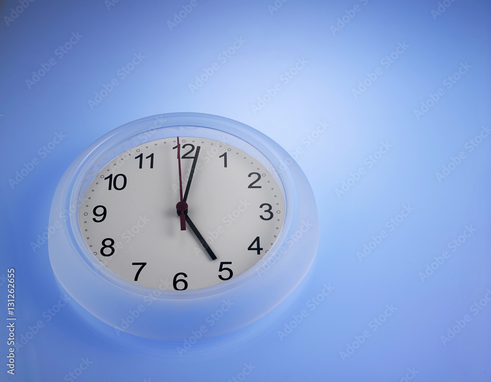 5 o'clock 5 o'clock