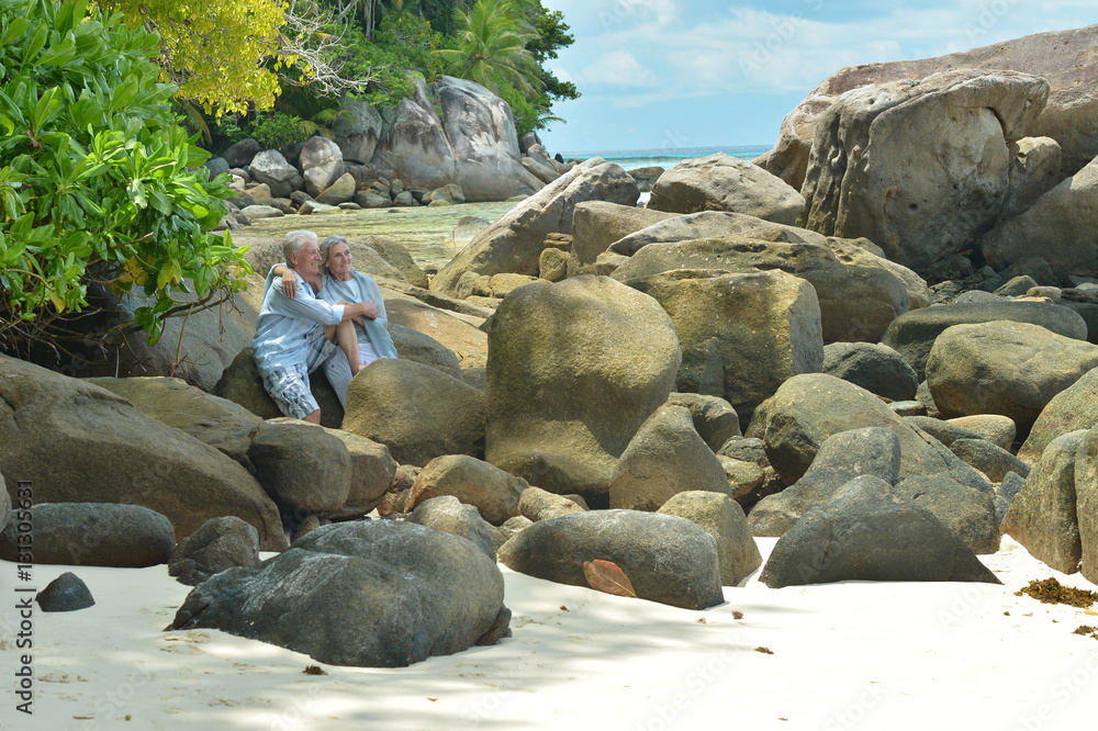 Fototapeta premium mature couple on vacation