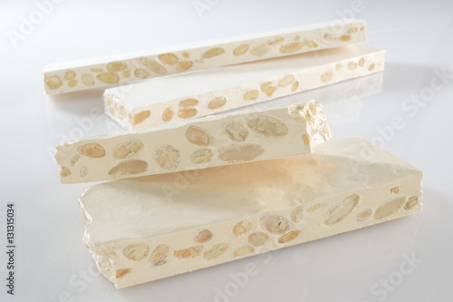 torrone stecche primo piano photo