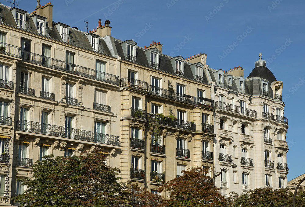 Obraz premium Immeuble parisien