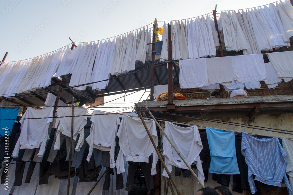 india mumbai slum people and children working and living laundry, plasitic
india mumbai slum people and children working and living laundry, plasitic