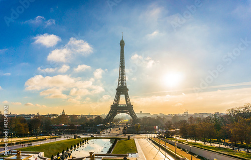 Sunrise Next to Eiffel Tower in Paris, France © YukselSelvi
