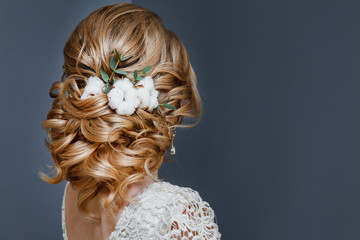 Handdoek met foto Kapsalon Bruidskapsel met katoenbloem decoratie  © EdNurg