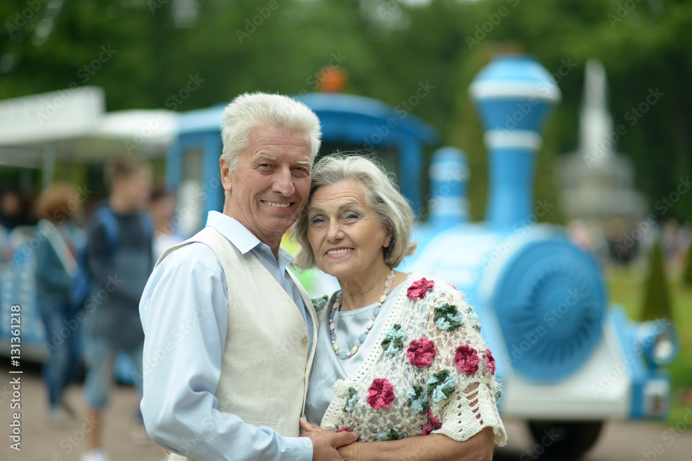 Naklejka premium happy mature couple 