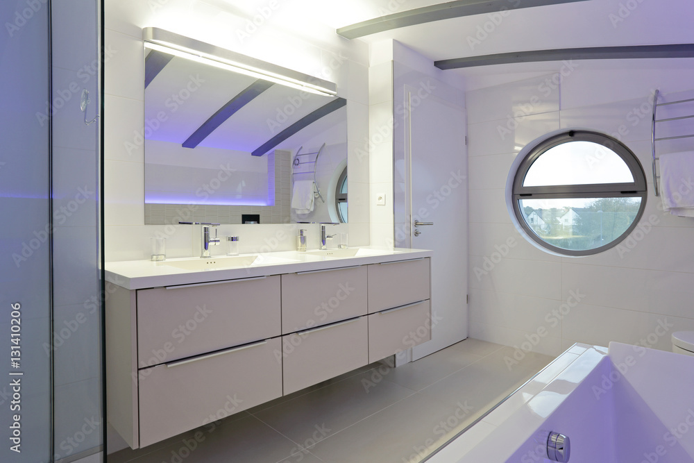 salle de bain contemporaine avec double évier salle de bain contemporaine avec double évier