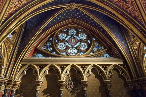 Wallpaper Mural mur et vitraux de la sainte chapelle Torontodigital.ca