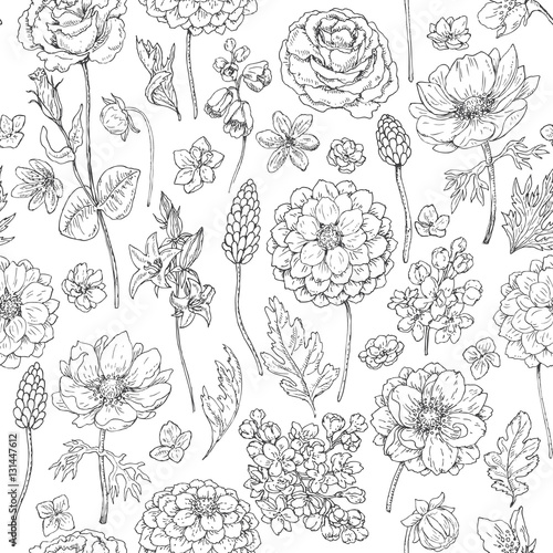 Seamless pattern with flowers and leaves