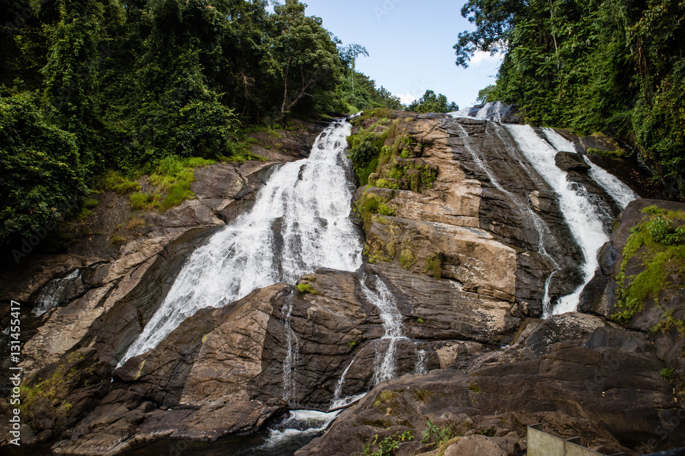 Kundoormad Waterfall at Chalakkudi River and Vetilappara bridge