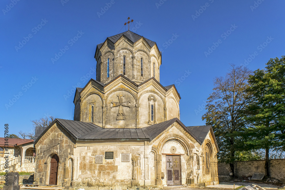 Fototapeta premium katskhi church