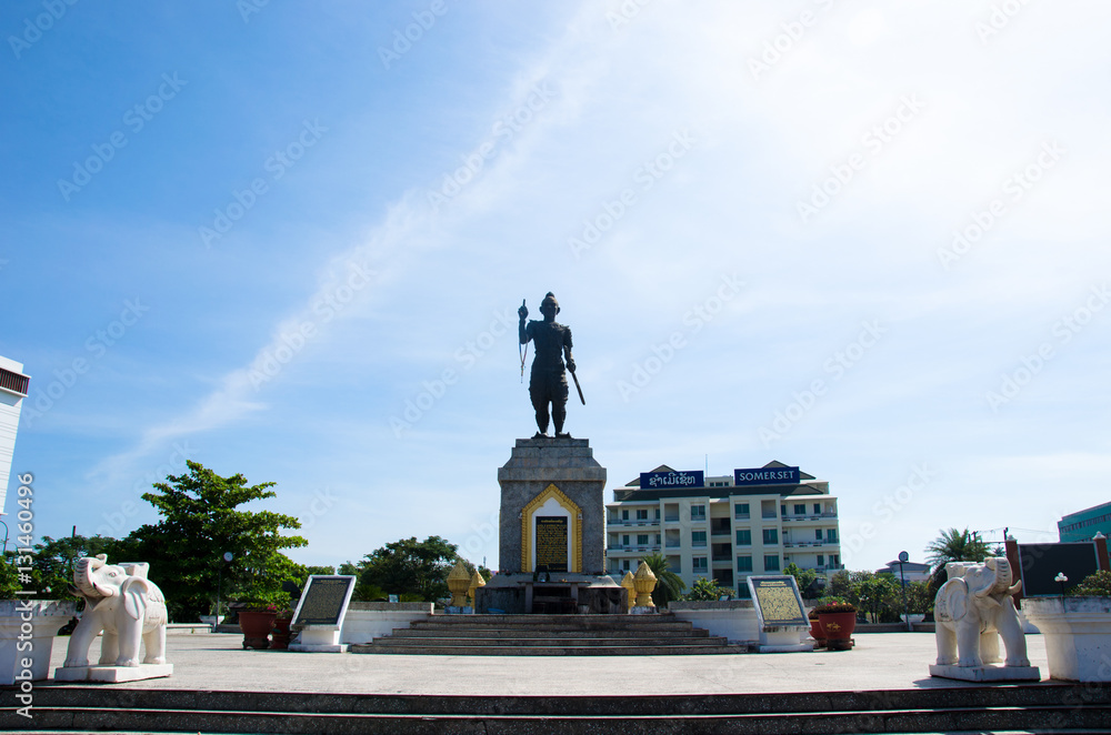 statue de Chao  Fa Ngum à Vientiane 