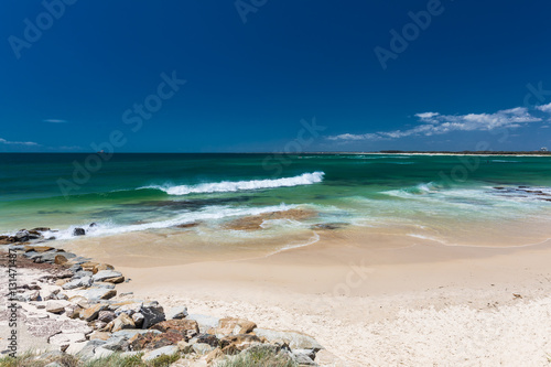 CALOUNDRA  AUS - DEC 17 2016  Hot sunny day at Kings Beach Calun