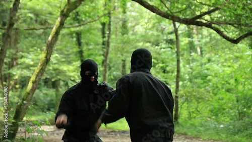 Wallpaper Mural Combat Special Forces training Torontodigital.ca