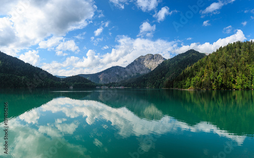Fototapeta Naklejka Na Ścianę i Meble -  Lake Riza, Abkhazia