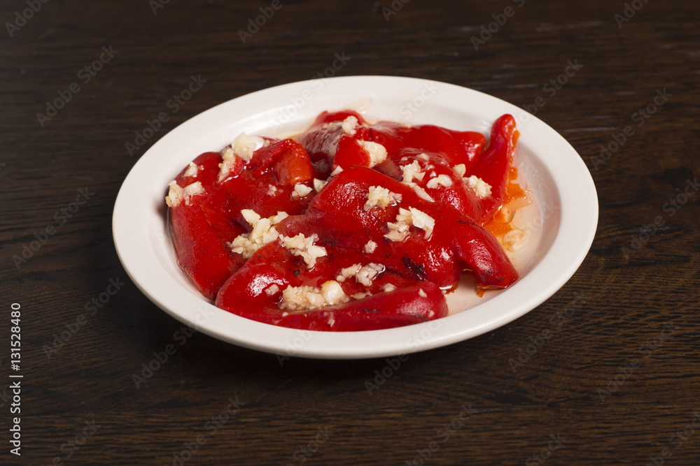 Roasted red peppers with garlic and vinegar Roasted red peppers with garlic and vinegar