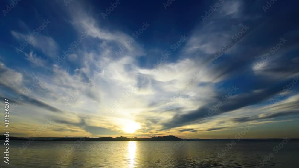 サロマ湖に沈む夕日 サロマ湖に沈む夕日