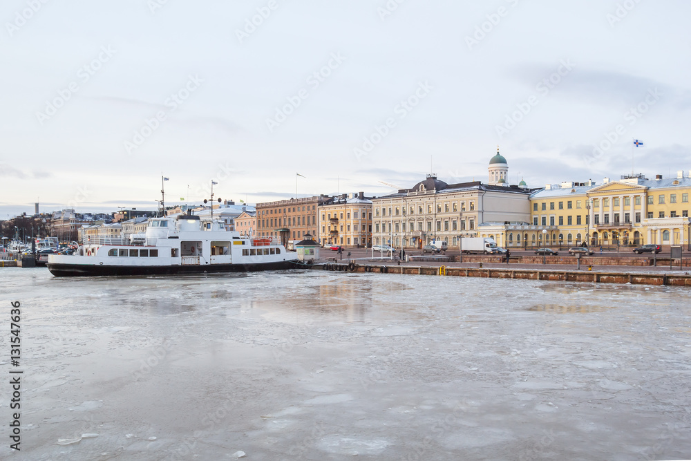 Причал для кораблей в Хельсинки, Финляндия