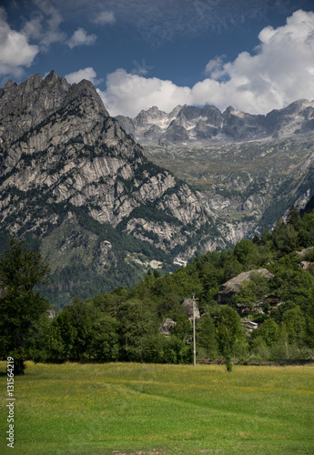 Mountain landscape in Alps © Pavel Bernshtam