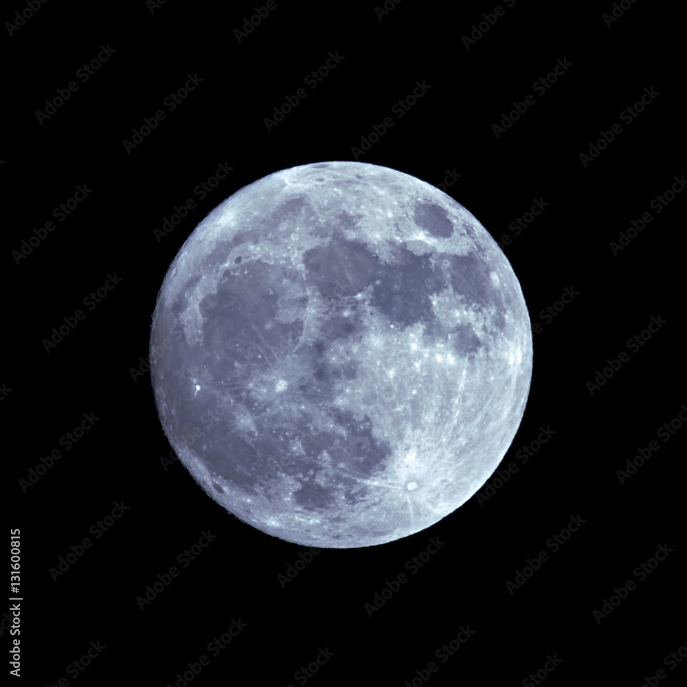 Obraz premium Full moon on the dark night
