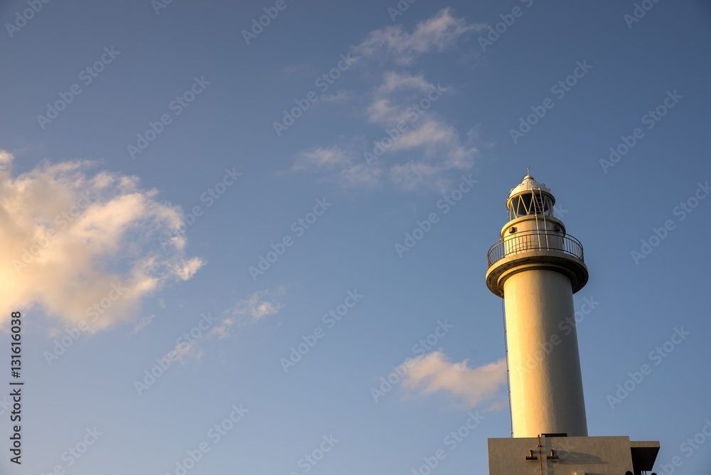 石垣島の御神崎灯台の夕景