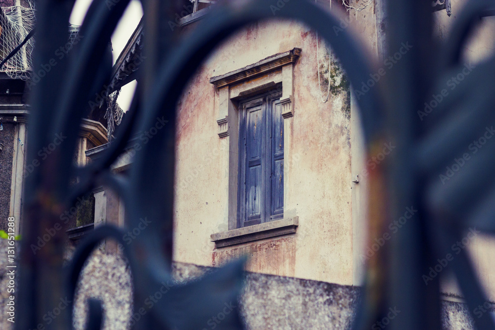 Old Window Old Window