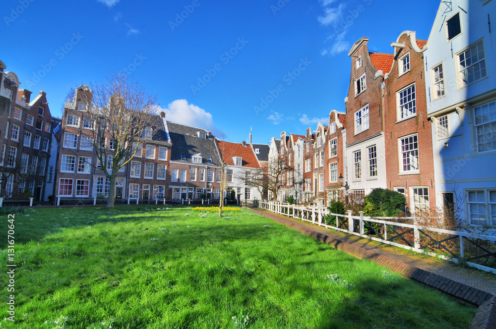 The Begijnhof  - the oldest inner courts in the city of Amsterdam.
