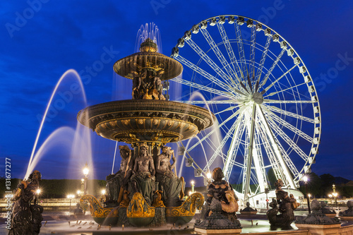 Fontaine des Fleuves and Ferris Wheel on Place de la Concorde in © Henryk Sadura