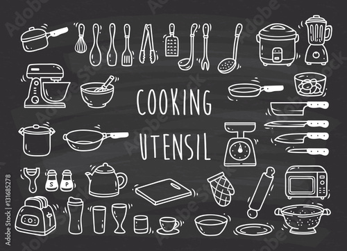 Set of kitchen utensil doodle