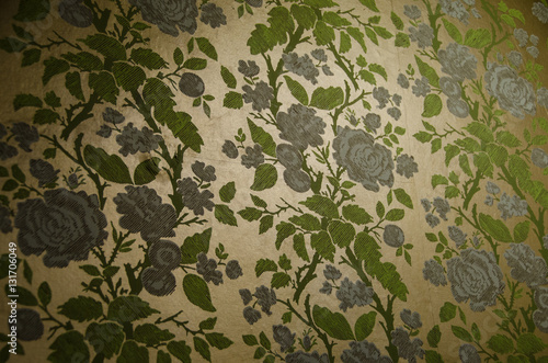 Floral green and gold wallpaper