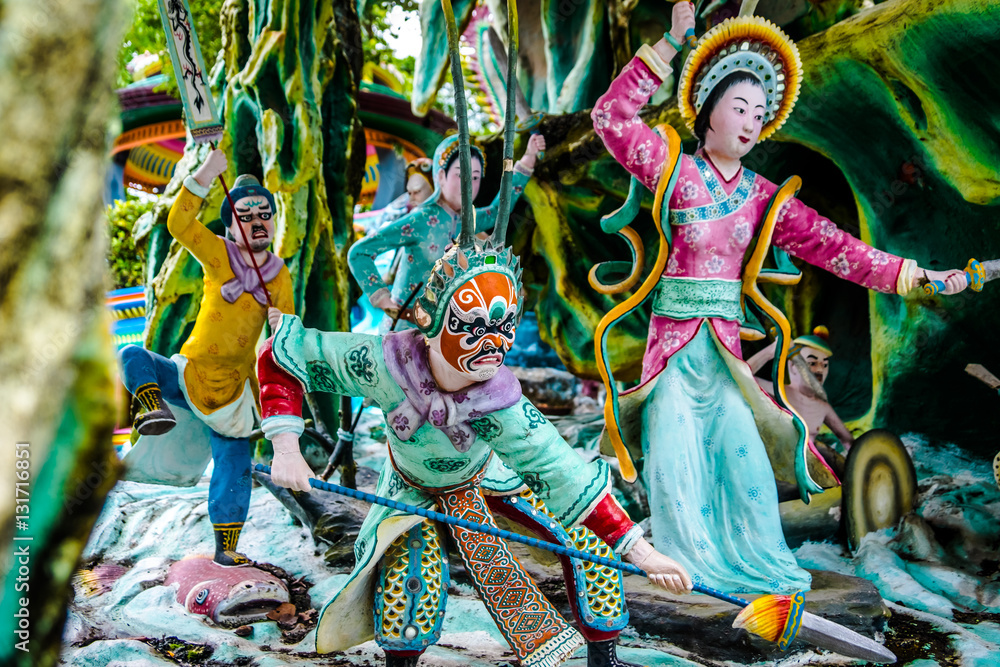 Warrior statues in Singapore garden