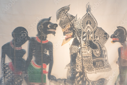 figurka południowego tajskiego cienia wykonana ze skóry krowy
