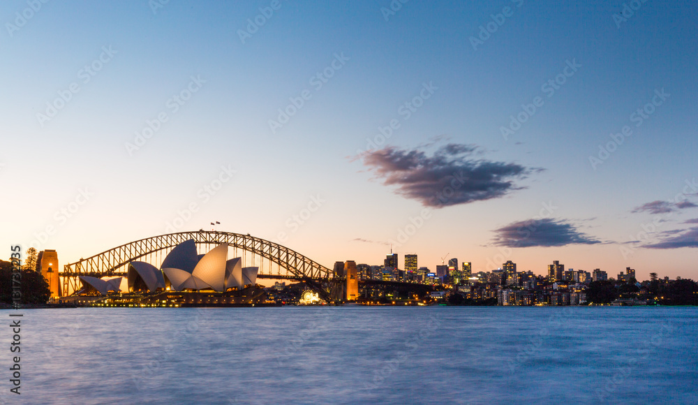 Sydney, Hopera House and city skyline