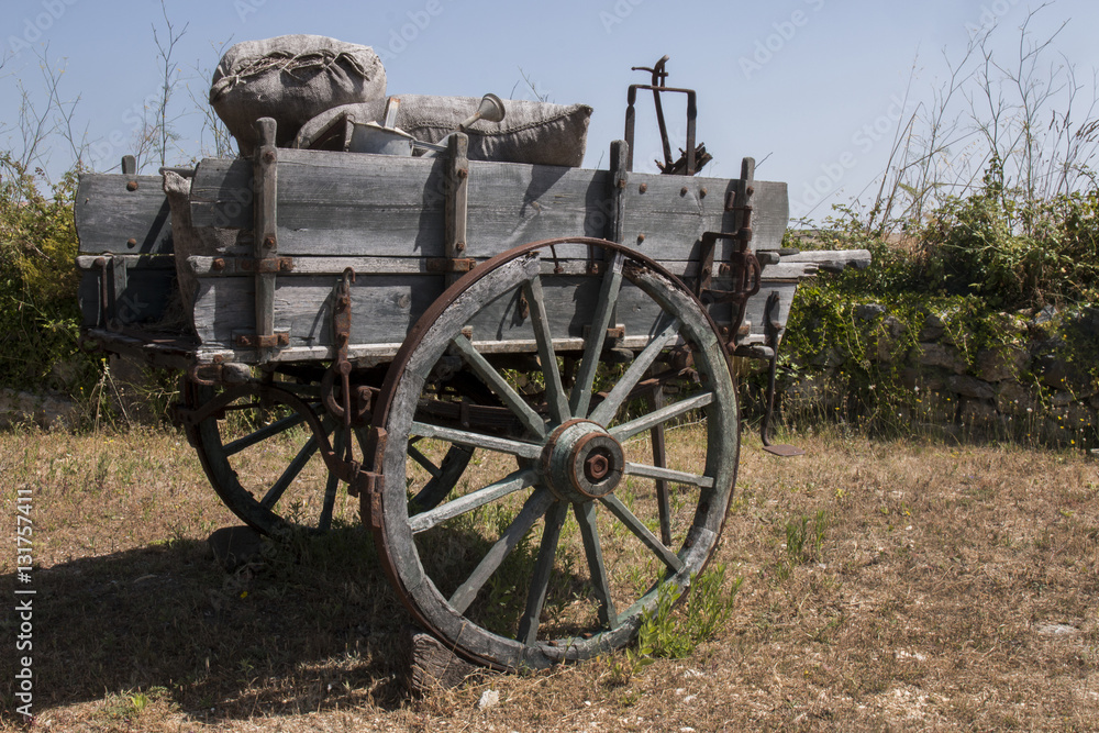 Fototapeta premium Old wooden cart